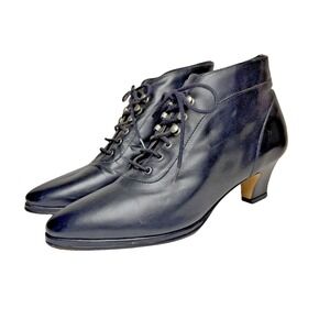 Bruno Valenti Lace Up Ankle Boot Block Heel Sz 8B Black Steampunk Witchy Grunge